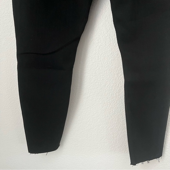 GUESS ULTRA HIGH RISE STRETCH DENIM - SUPER SKINNY Sz. 12/31 - Picture 2 of 15